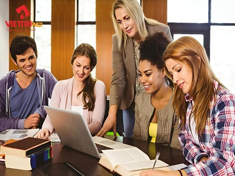 Cơ hội học hỏi, phát triển tư duy tại Quốc tế